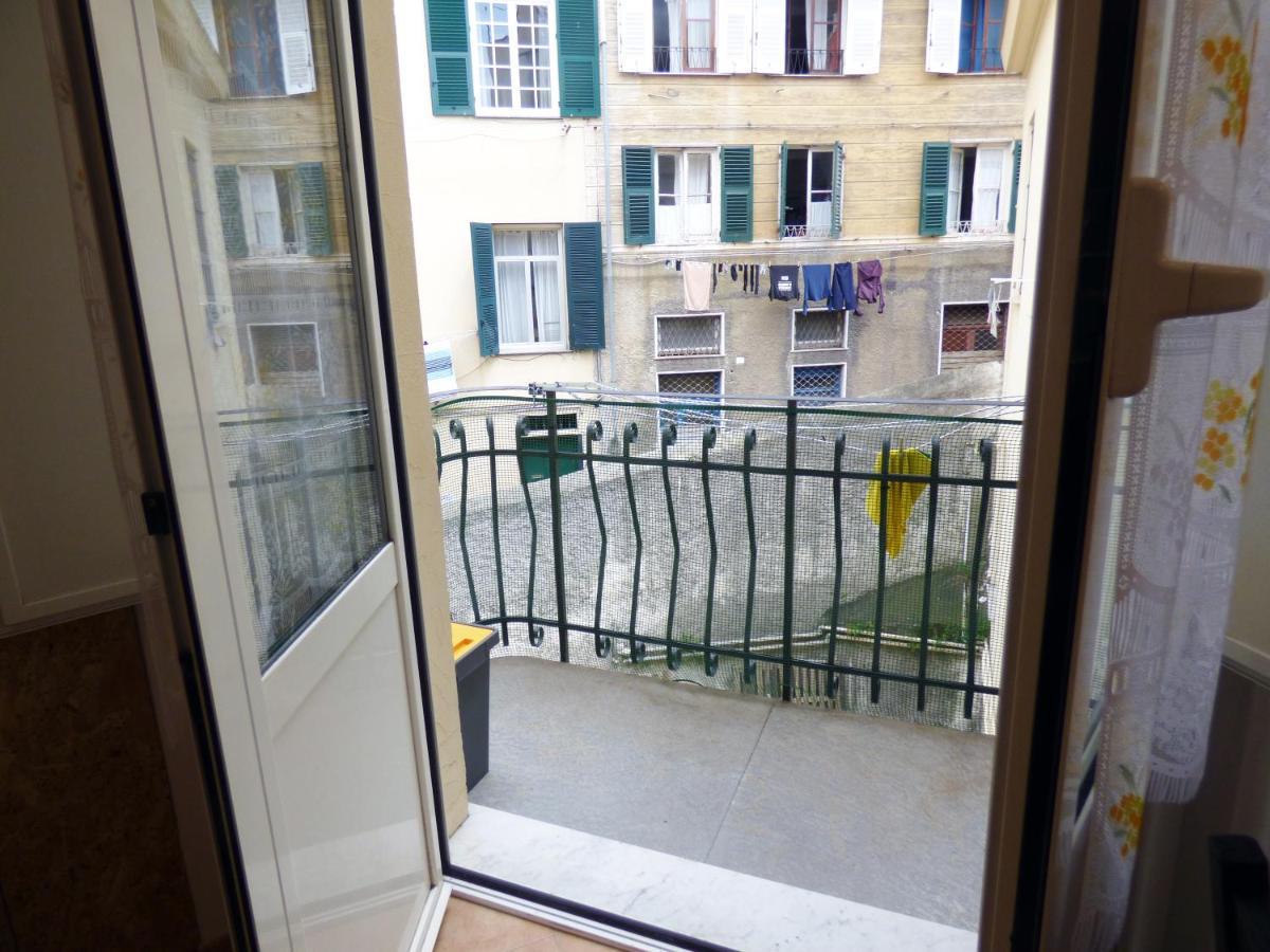 Appartement Casa Maura - 2 Passi Nella Storia à Gênes Extérieur photo